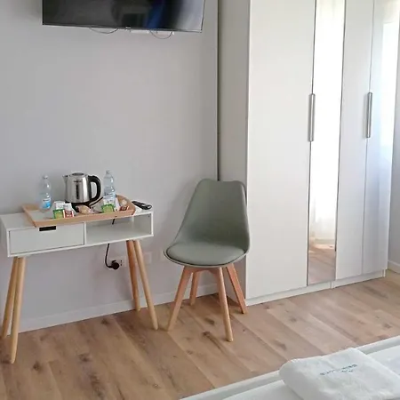 Baia Di Luna Couette-café Santa Marinella