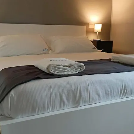 Baia Di Luna Couette-café Santa Marinella